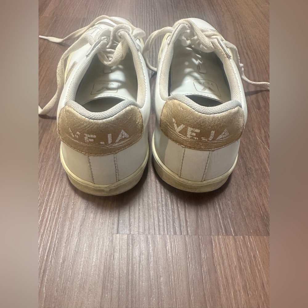 Veja Women's Cream and Gold Sneakers - Picture 8 of 11